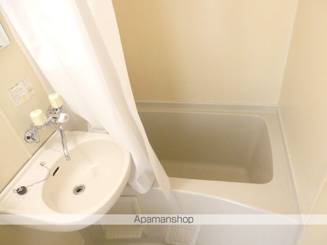 六条マンションの内装写真