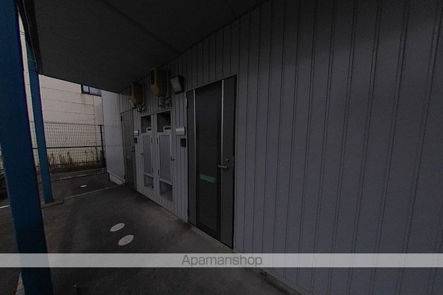 M−ROOFの玄関写真