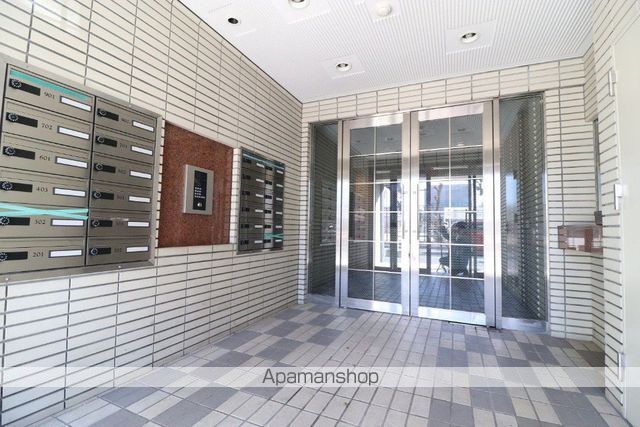 サンセーヌ城西の玄関写真