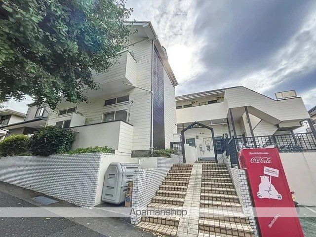 ヴィラヴィアン鷺沼の外観写真