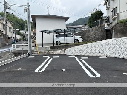 ｃａｍｐｈｏｒａＩ[1LDK/40.78m2]の駐車場