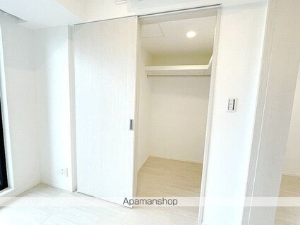 ザ・パークハビオ市ヶ谷ウエスト[2LDK/56.1m2]の収納
