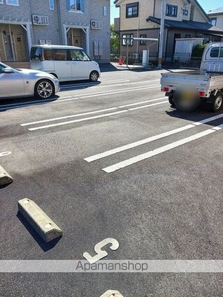 ソラティオ・ファウスト　Ⅱ[1LDK/45.03m2]の駐車場