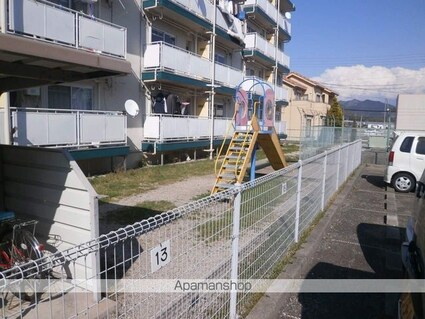 和歌山県御坊市藤田町藤井[2K/28.98m2]の共用部1