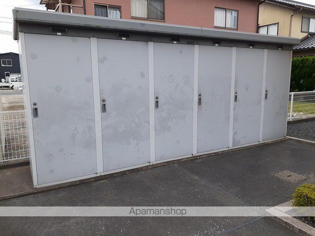 クロノス・ルーチェのその他写真