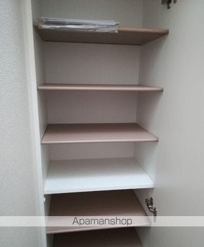 クレイノフローリの内装写真