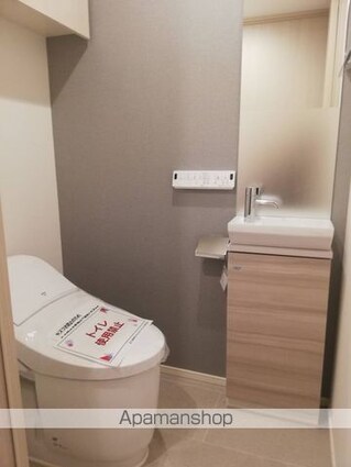 ザ・パークハビオ市ヶ谷イースト[1SLDK/58.94m2]のトイレ