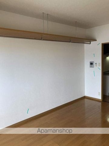 ホワイトマンション高田の内装写真
