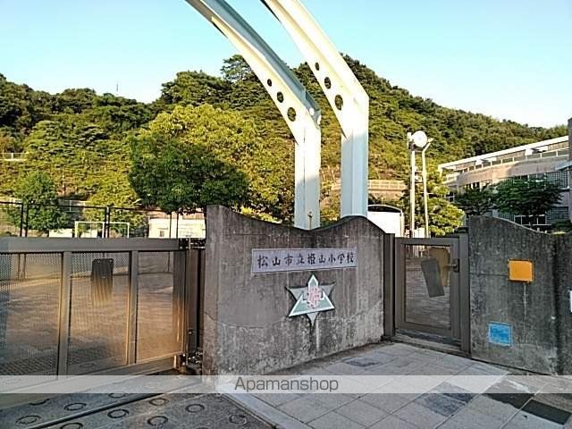 シャルマンの周辺写真