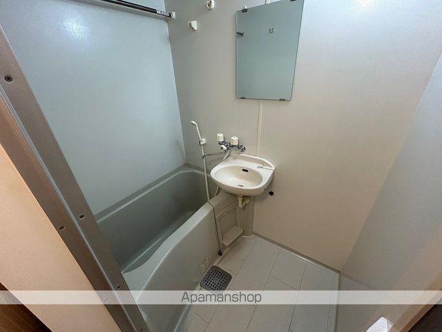 レオパレスFLAT新栄の内装写真