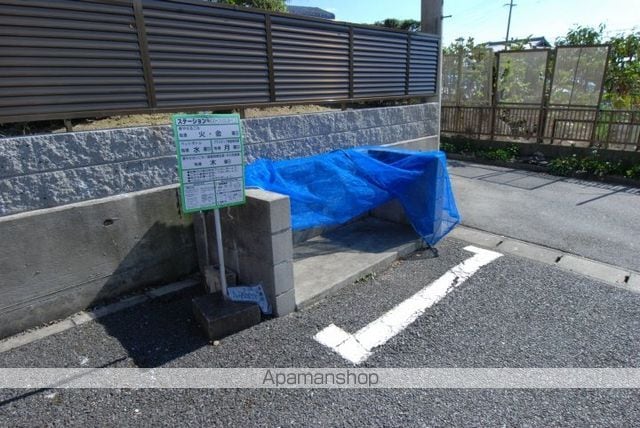 カリーノ A・Bの玄関写真