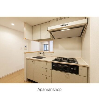 エスティメゾン四谷坂町[1LDK/42.19m2]のキッチン