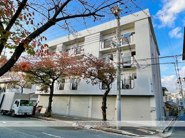 栄マンションの外観写真