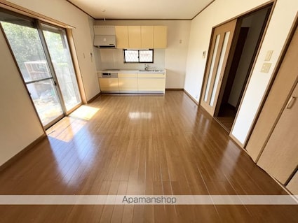 滋賀県長浜市八幡東町[4LDK/94.39m2]のリビング・居間