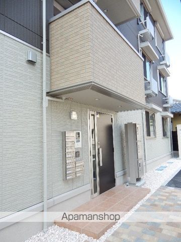 パームツリーBの玄関写真