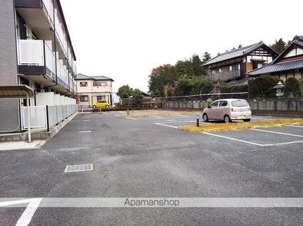 レオパレスアイ　ステイつくば[1K/26.08m2]の駐車場