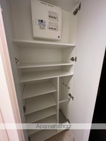 アトリオフラッツ中野の内装写真