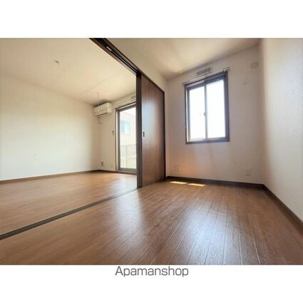 エルメゾン足崎　Ｃ[1LDK/33.36m2]のリビング・居間2