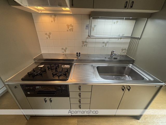 エル三津屋の内装写真
