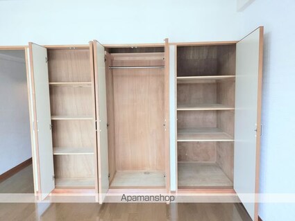 プリムローゼ青木島[1K/28.44m2]の収納