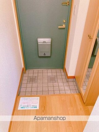 グランヴァリエ[1LDK/46.06m2]の玄関