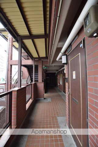 スカイヒルズ台原の玄関写真