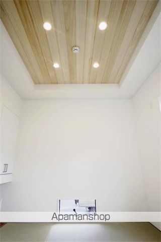 本堅田6丁目戸建の内装写真