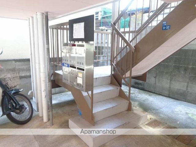 高知県高知市薊野西町２丁目[1R/22m2]のエントランス