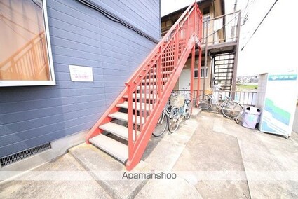 東京都八王子市大塚[2K/29.8m2]のエントランス1