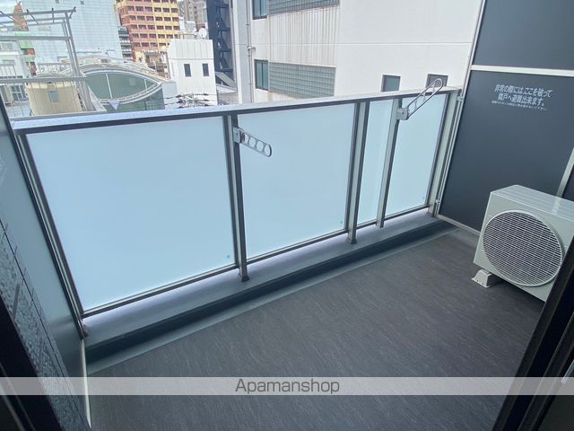 QUINTET NAMBAの内装写真