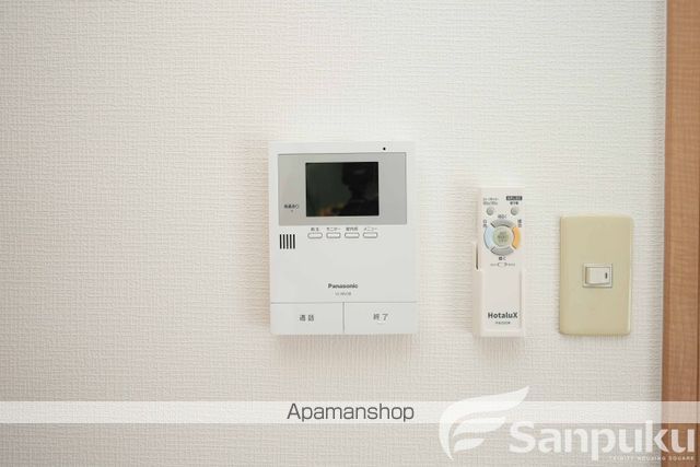 オレンジメグの内装写真