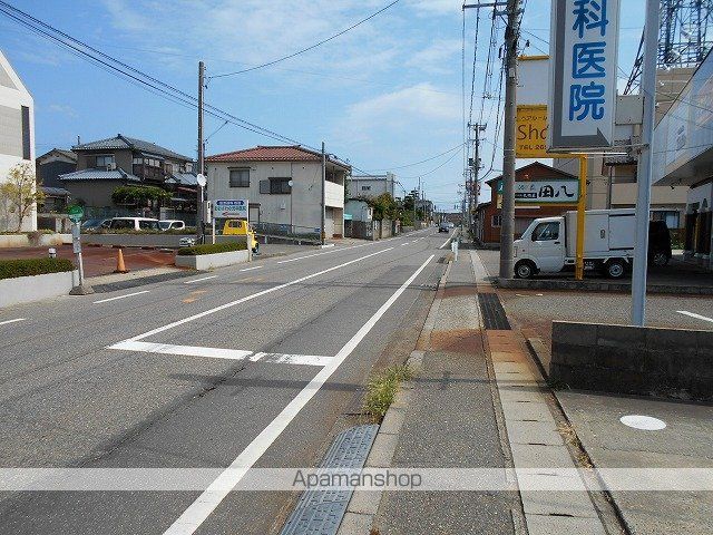 アップフロント坂井東Iの周辺写真