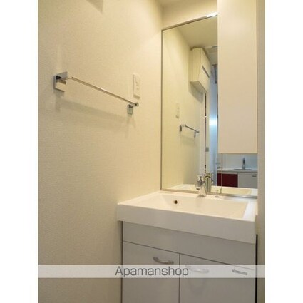 東京都渋谷区幡ヶ谷２丁目[1K/22.26m2]の洗面所