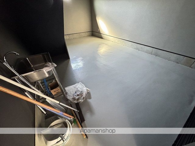 ガレージハウス旭台の内装写真
