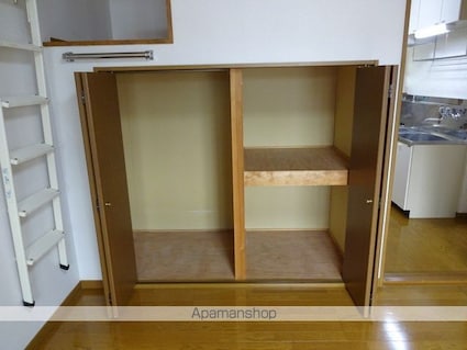 コーポプレジデントＢ[1K/27.32m2]の収納