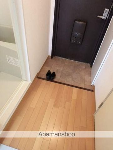 三進栄通マンションの内装写真