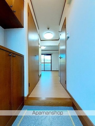 明山[1R/24m2]の玄関
