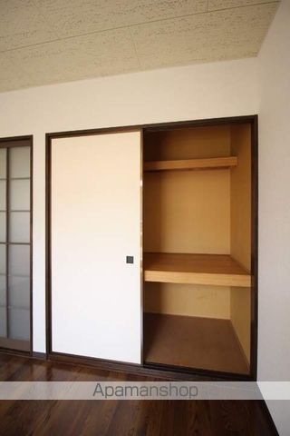 S.T.VILLA TSUSHIMA Aの内装写真