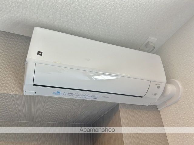 WOODSTOCK NESTの内装写真