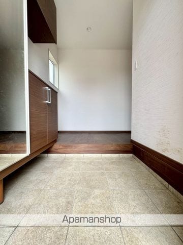 大分市 2階建 築8年の内装写真