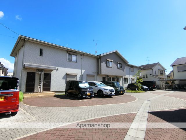 MAISON F B棟の外観写真