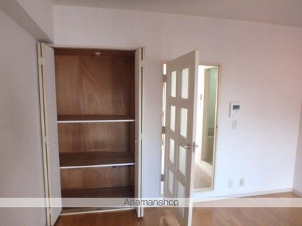 ピュアシティ横浜[1K/28.42m2]の収納1