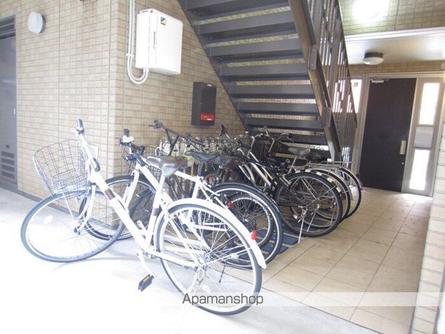 PINE WELLの内装写真
