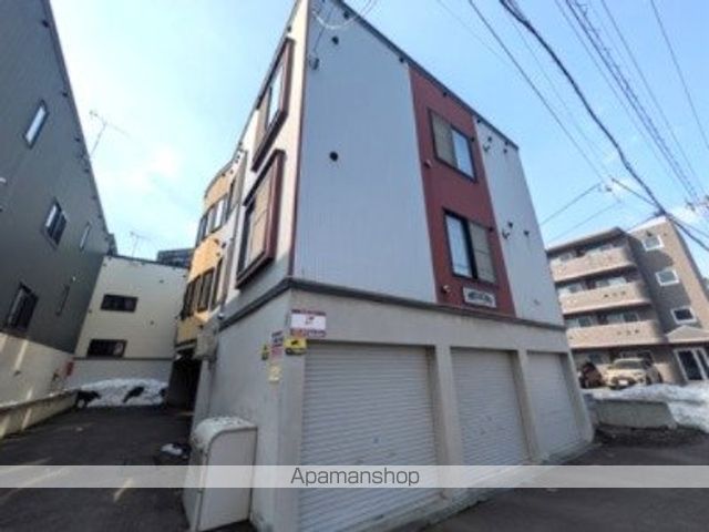 プレシャス6番館の外観写真