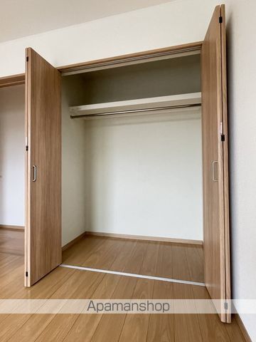 浜松市中央区 2階建 築5年の内装写真