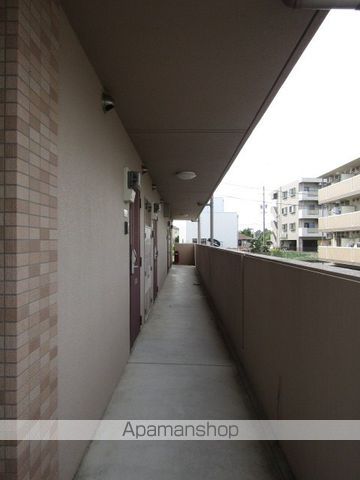 FINE GROWTHの玄関写真