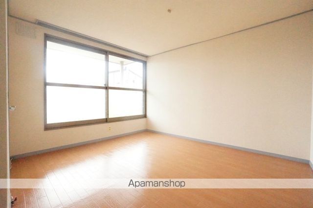 大場ハイツ2号棟の内装写真