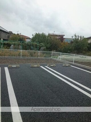 ソラーナ[2LDK/57.32m2]の駐車場