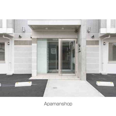 LIVE AURAの玄関写真