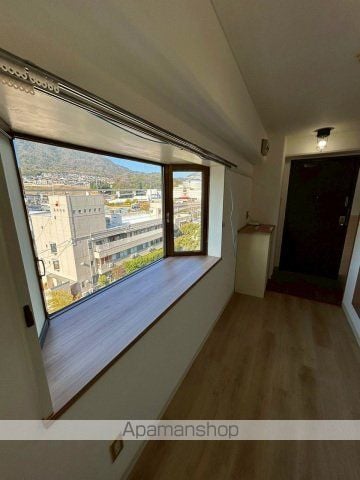 ヴェルセンチュリーの内装写真